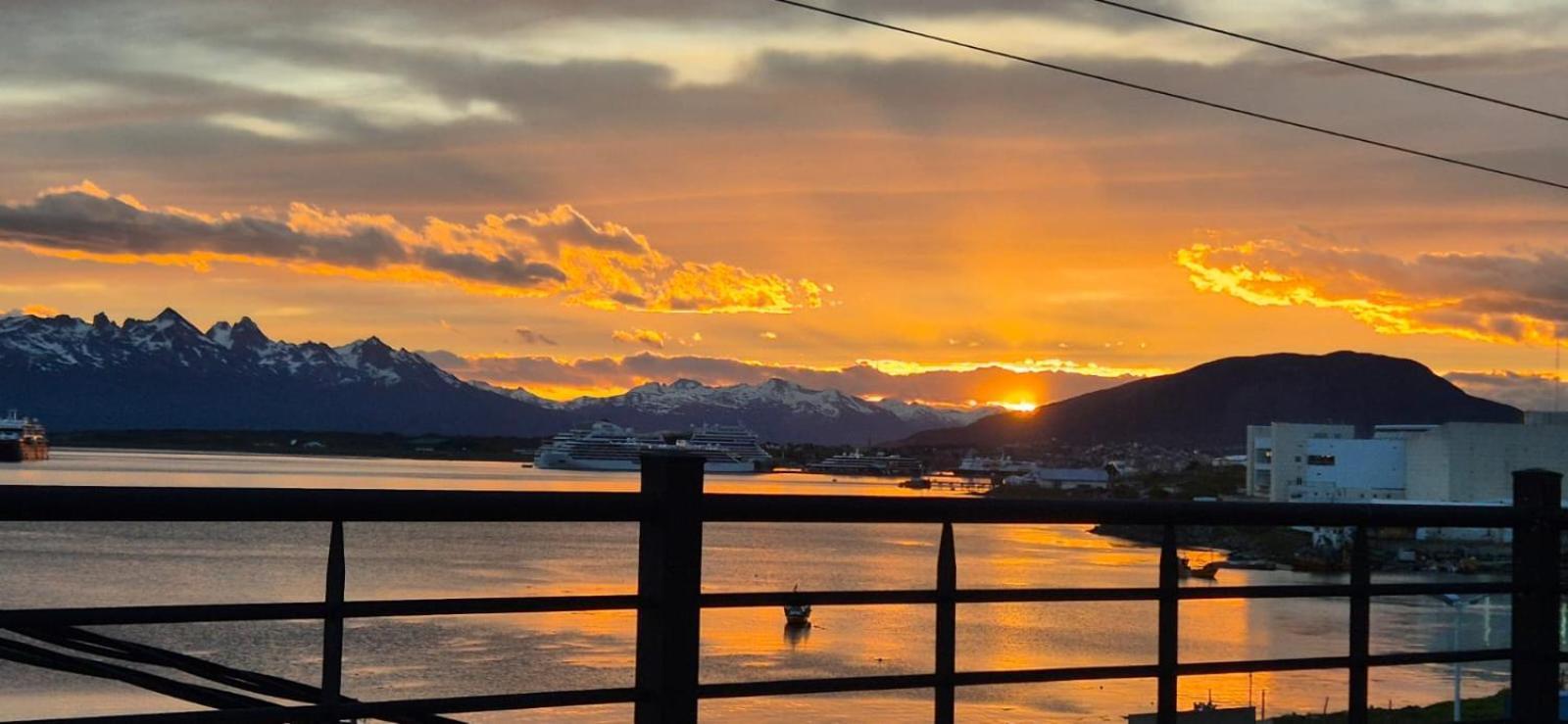 Balcones Del Beagle Apart Ushuaia Exterior foto
